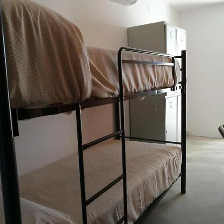 Divino Morales Hostel *